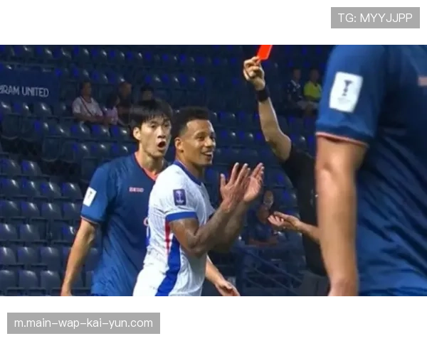 拉唐肘击古德瞬间回放 两黄离场前表现积极却失冷静