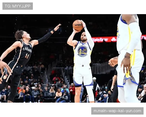 澳大利亚内线得分42比34领先 禁区攻击效率保持稳定输出